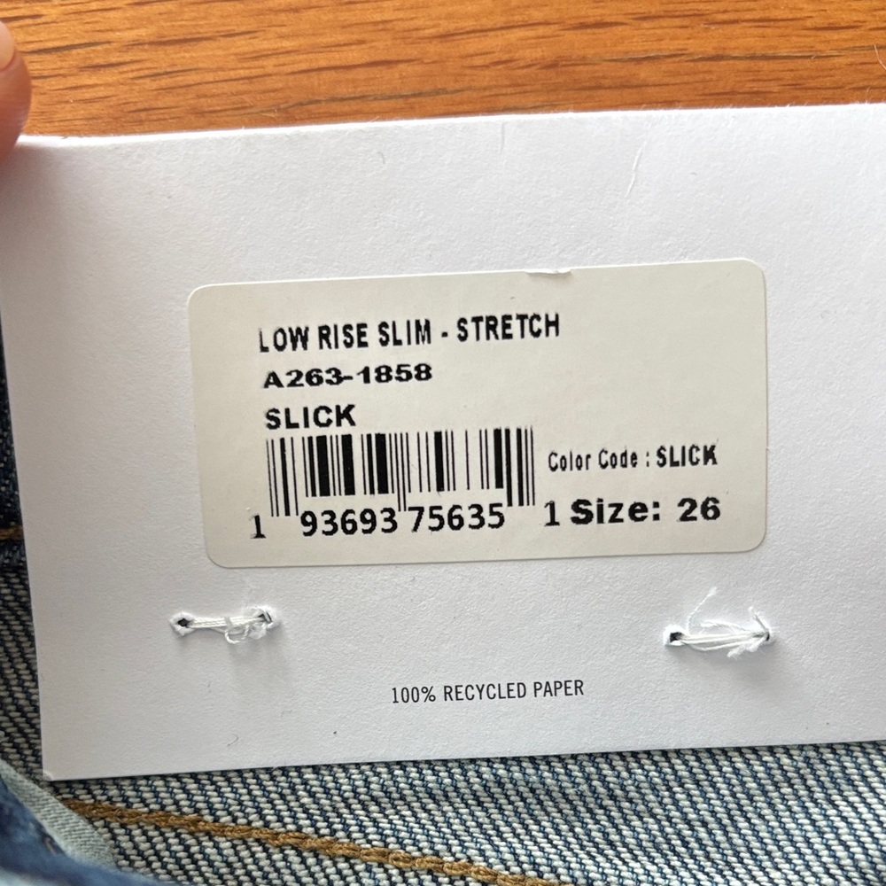 NWT Agolde Low Rise Slim - Picture 8 of 8